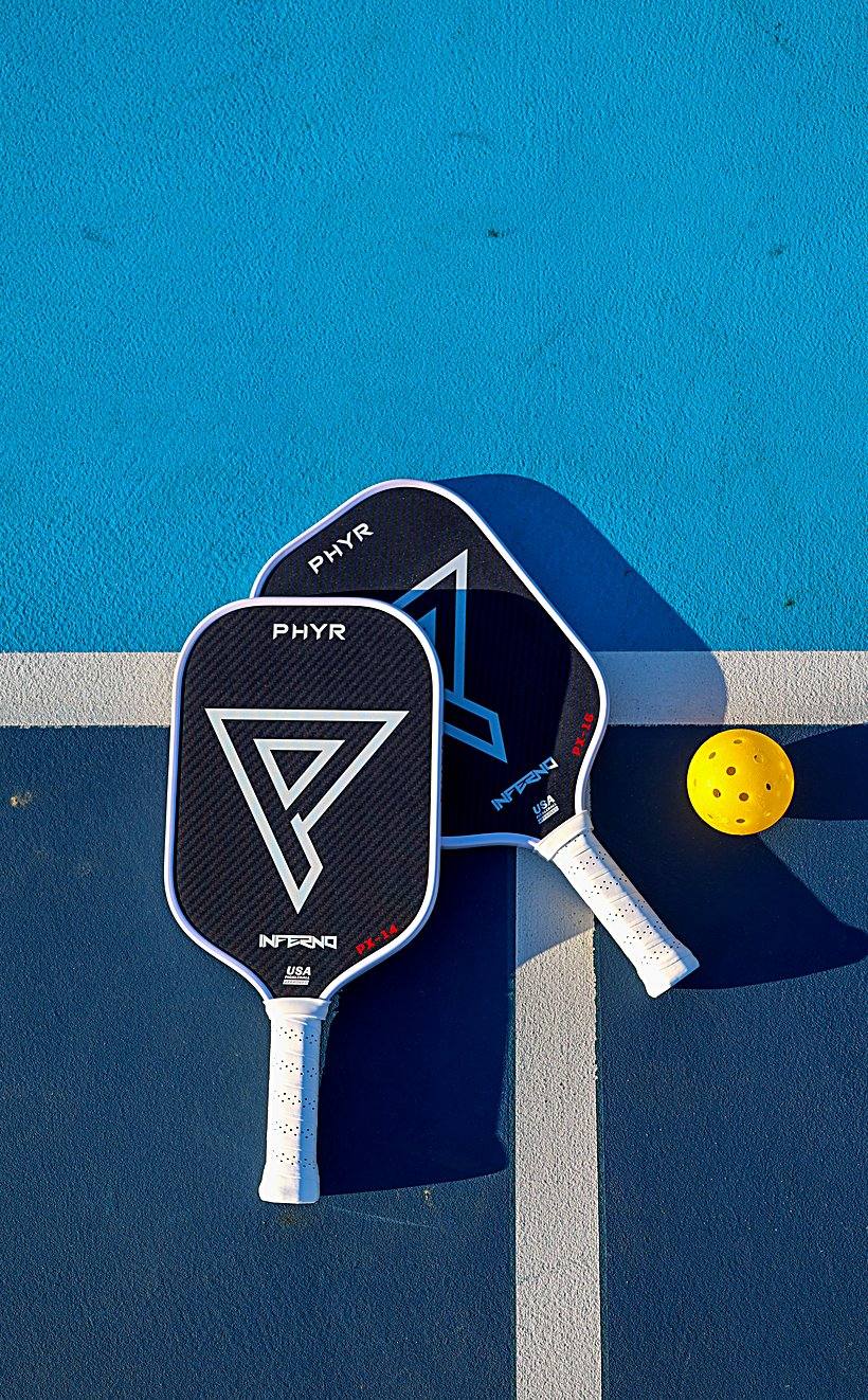 PHYR Inferno paddle on the net post